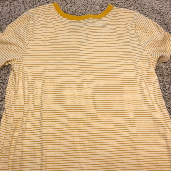 Old navy yellow and stripe t shirt - Picture 3 of 3